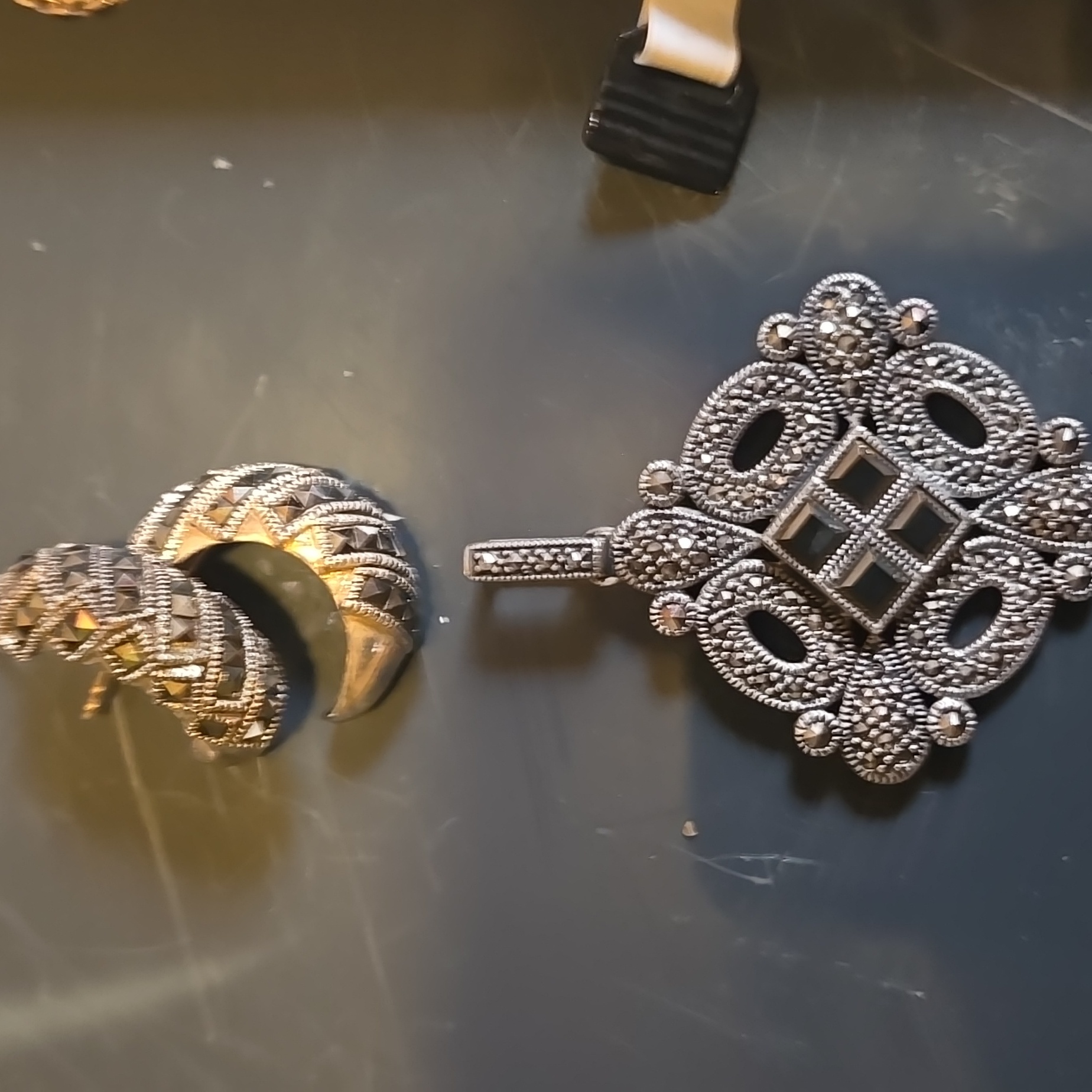 Designer Intricate Sterling Silver And Gold Necklace Pendant And Earrings.